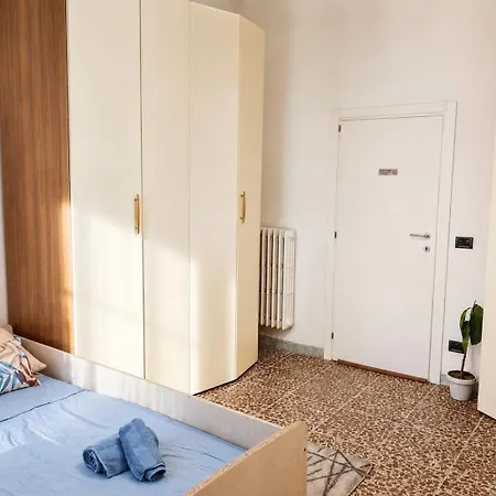 Elegant Close To Bologna Center カザレッキオ・ディ・レーノ